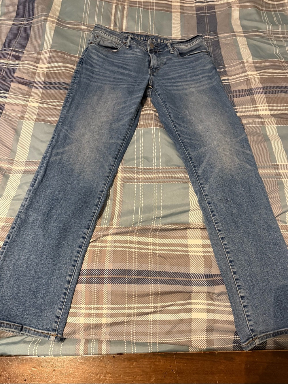 American Eagle Outfitters Men's Straight Jeans - Light Blue Wash